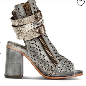 Freebird THERESA Sandal